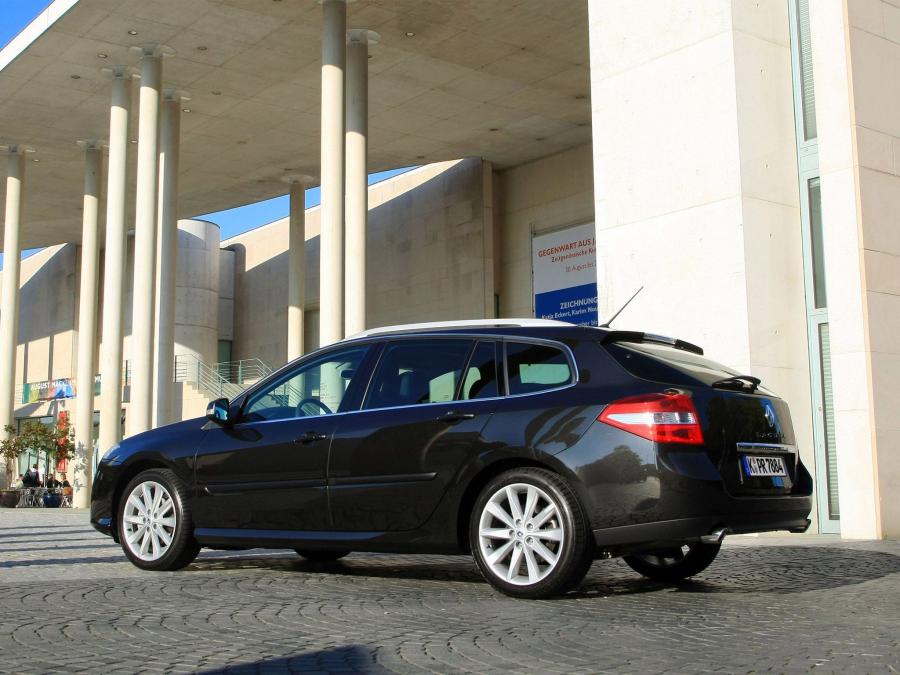  Renault Laguna III Estate 2007 года  (фото 12 из 31)